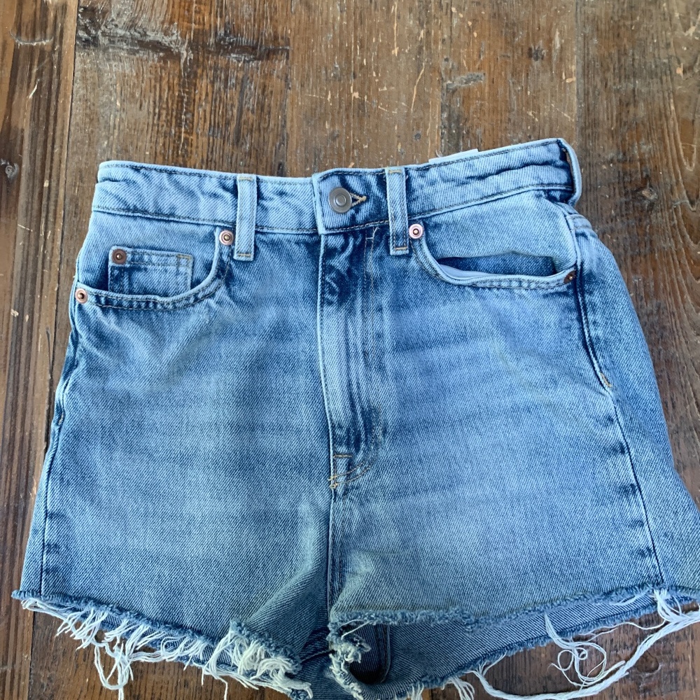 High Waisted H&M Jean Shorts